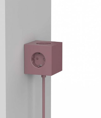 Square 1 stekkerdoos - rusty red | Avolt - de inKijk