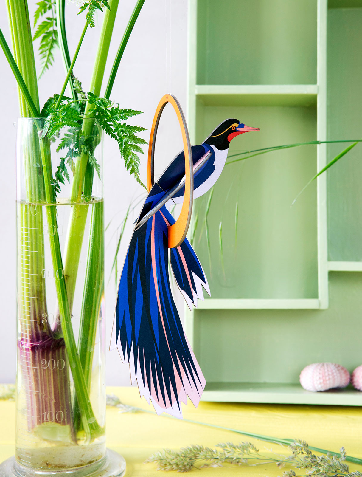 Swinging Flores, pop-out card | Studio Roof
