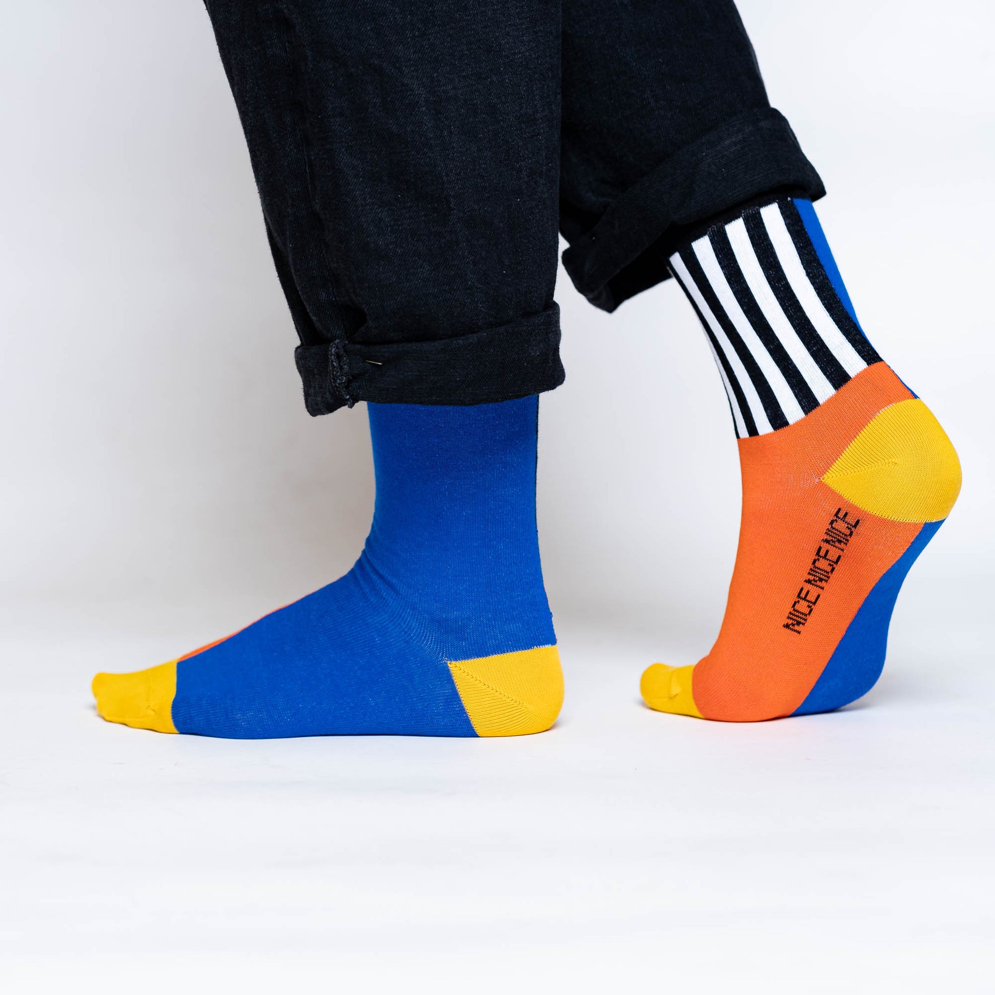 Sokken - half stripes - orange blue  | Nice Nice Nice - de inKijk