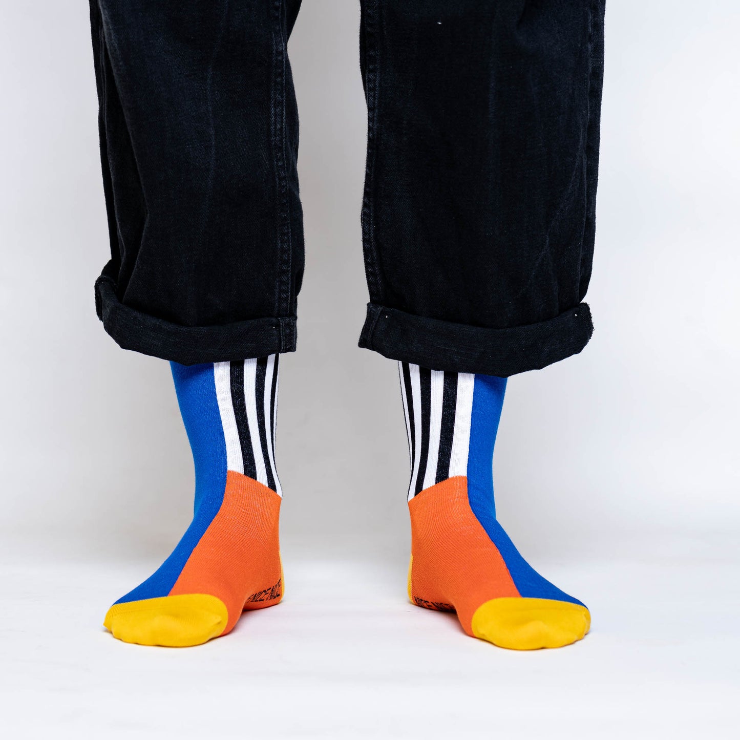Sokken - half stripes - orange blue  | Nice Nice Nice - de inKijk