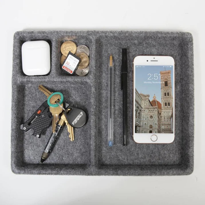 Felt catch-all tray | Kikkerland - de inKijk